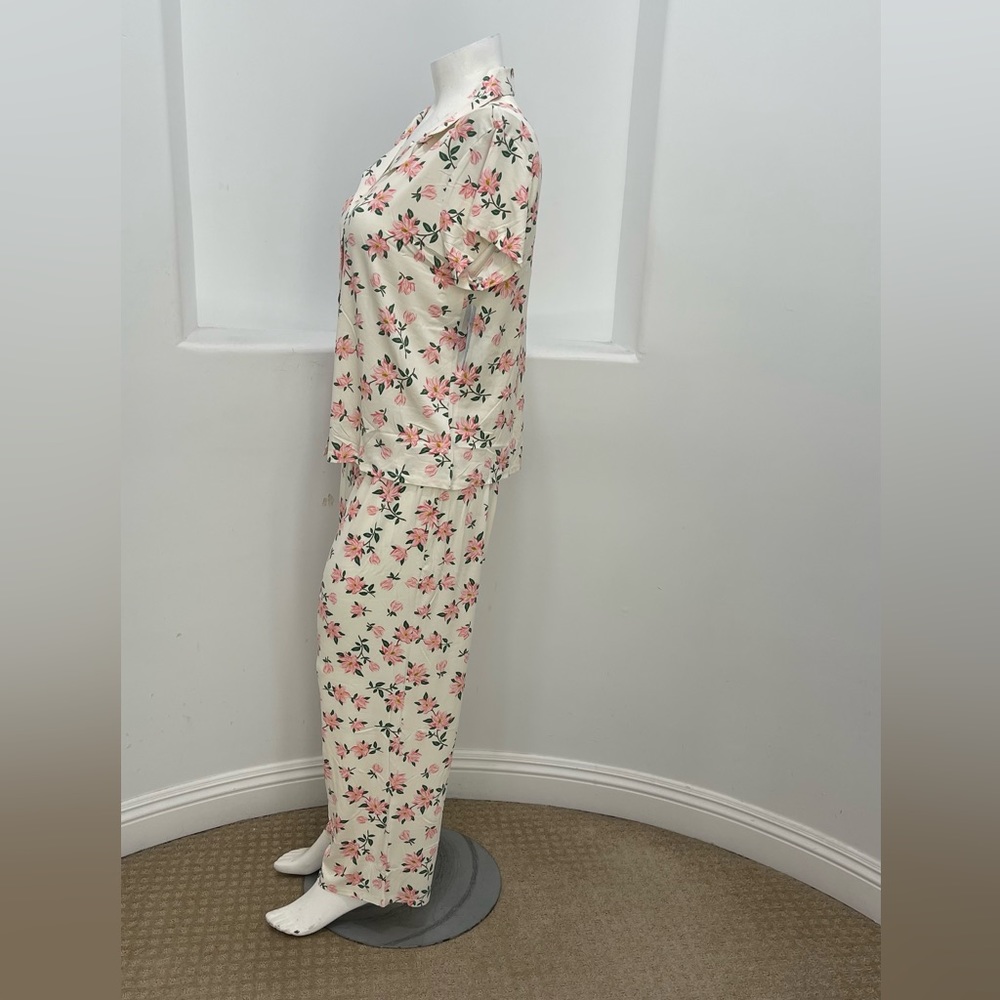 Draper James Cream Floral Pajama Set with Pink and Green Print - Picture 5 of 12